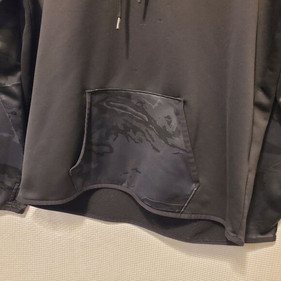 Under Armour Storm Loose Fit Pullover Hoodie Sweatshirt Women's XL Black Camo - Picture 9 of 12